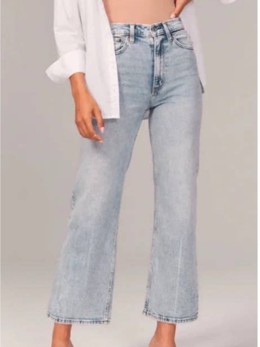 Abercrombie & Fitch Women’s Ultra High Rise Crop Wide leg
